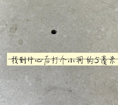灞桥瓷砖空鼓维修公司专业解答在瓷砖铺贴过程中，如果砂料搅拌不均匀，将会带来以下问题